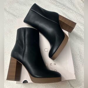 LC Lauren Conrad Black Halima Women's Stacked Heel Boots Size 9